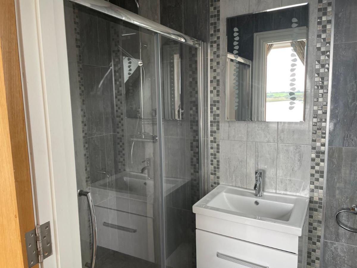 Lough Key Luxury Riverfront Apartment Cootehall Zewnętrze zdjęcie