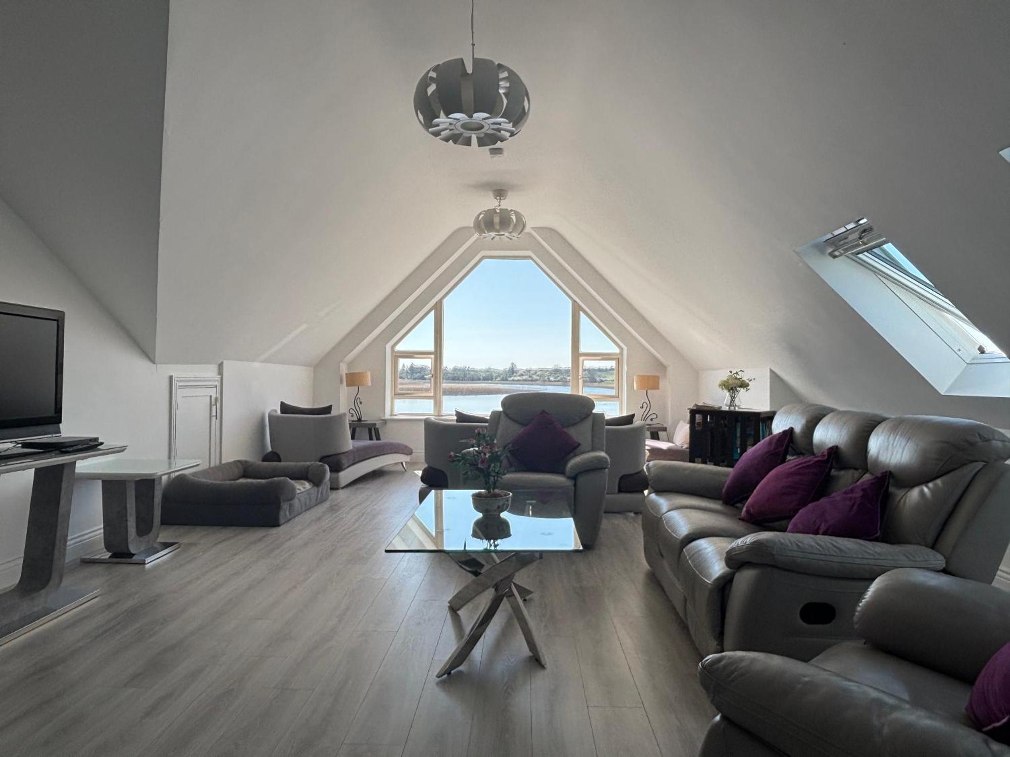 Lough Key Luxury Riverfront Apartment Cootehall Zewnętrze zdjęcie